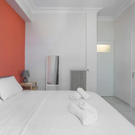 Casa Vibrant - Colorful 2br With Balcony In Koukaki Athens
