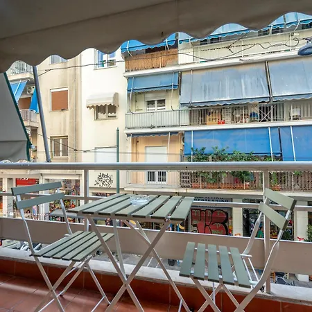 Apartment Casa Vibrant - Colorful 2br With Balcony In Koukaki Athens