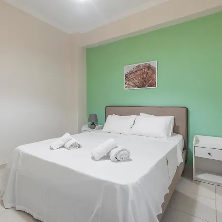 Casa Vibrant - Colorful 2br With Balcony In Koukaki *