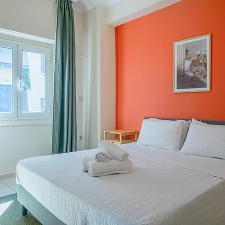 Casa Vibrant - Colorful 2br With Balcony In Koukaki *